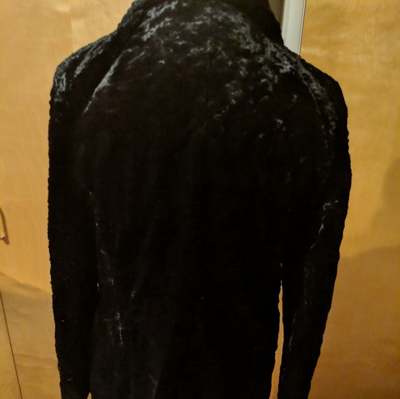 I.e. coat - Picture 2 of 5